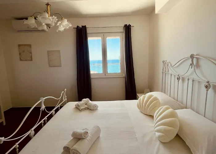 A Tirrazza * Giardini Naxos