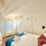 Lägenhet A Tirrazza Giardini Naxos