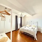 Lägenhet A Tirrazza Giardini Naxos