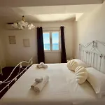 A Tirrazza * جيارديني ناكسوس