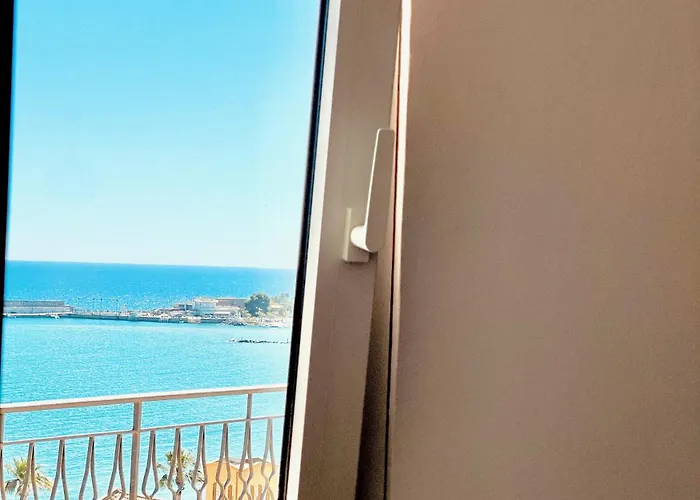 アパート A Tirrazza *