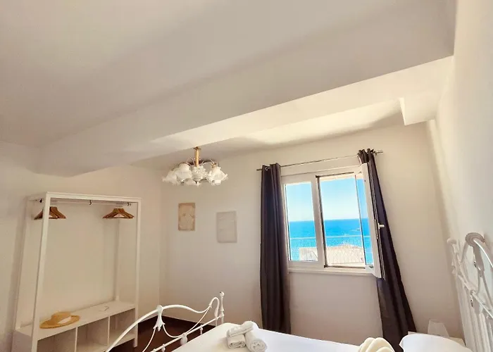 A Tirrazza アパート ジャルディーニ・ナクソス